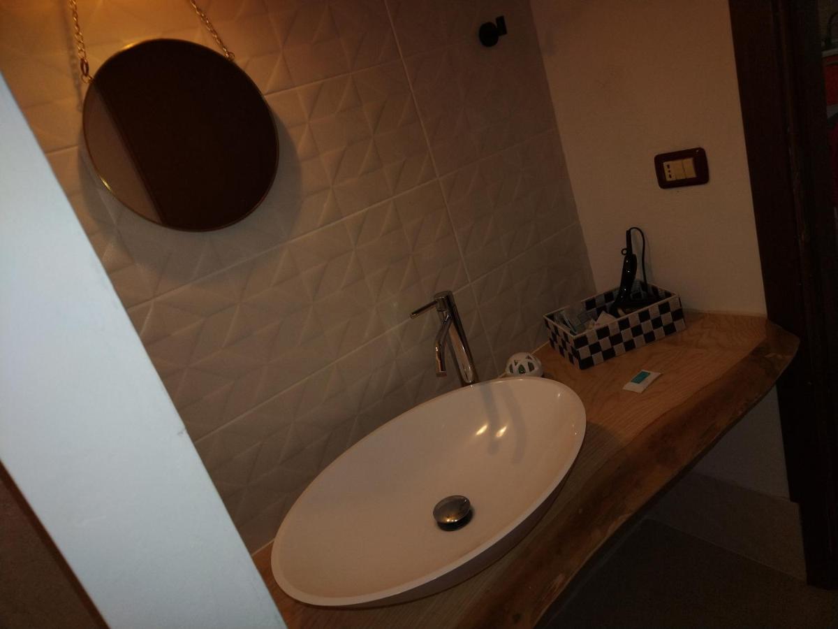 Ortigia Spartan House 2 シラクーサ エクステリア 写真